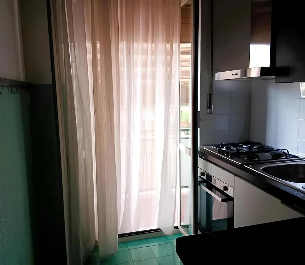 Apartment Graziosa Casetta Vicino Alla Metro Rome Italy